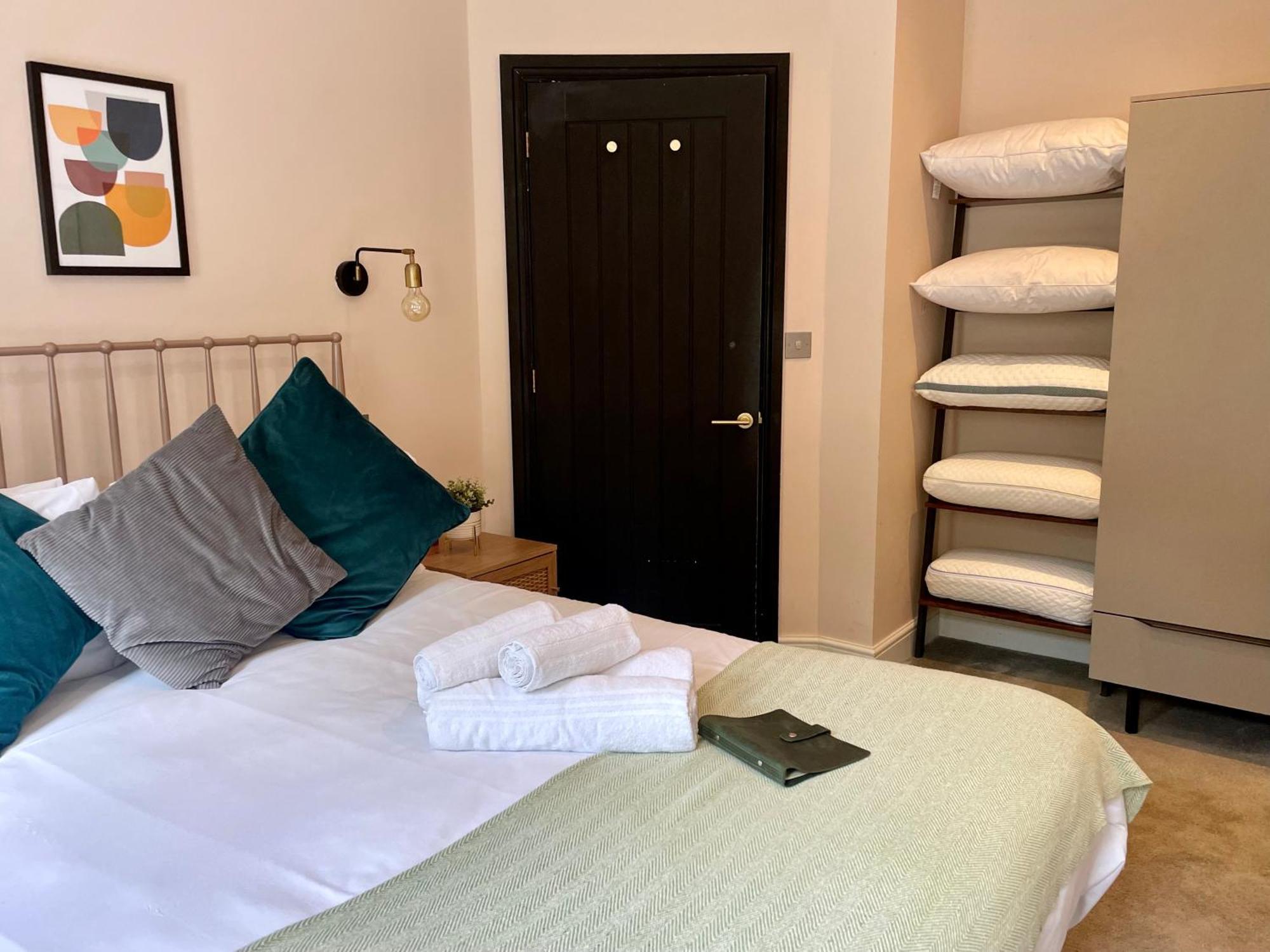 Pillow Menu! 1 Bed Garden Flat Finsbury Park London Exterior photo